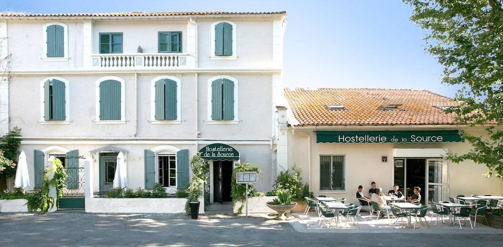 Hostellerie De La Source Arles Luaran gambar