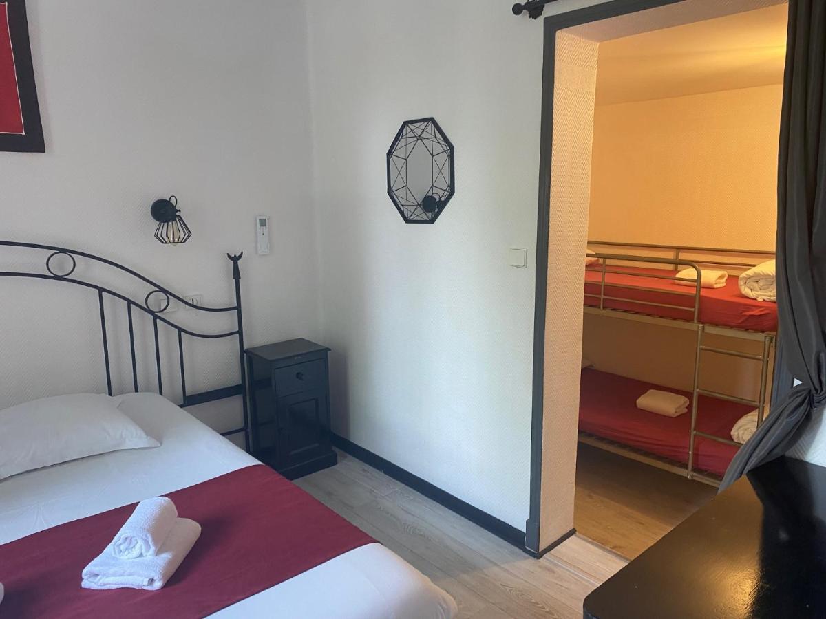 Hostellerie De La Source Arles Luaran gambar
