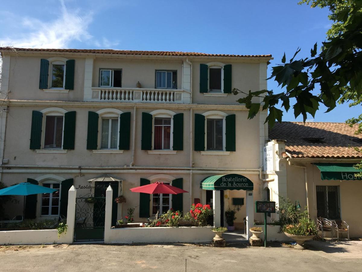 Hostellerie De La Source Arles Luaran gambar